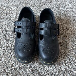 Dr. Martens Black Mary Jane’s
